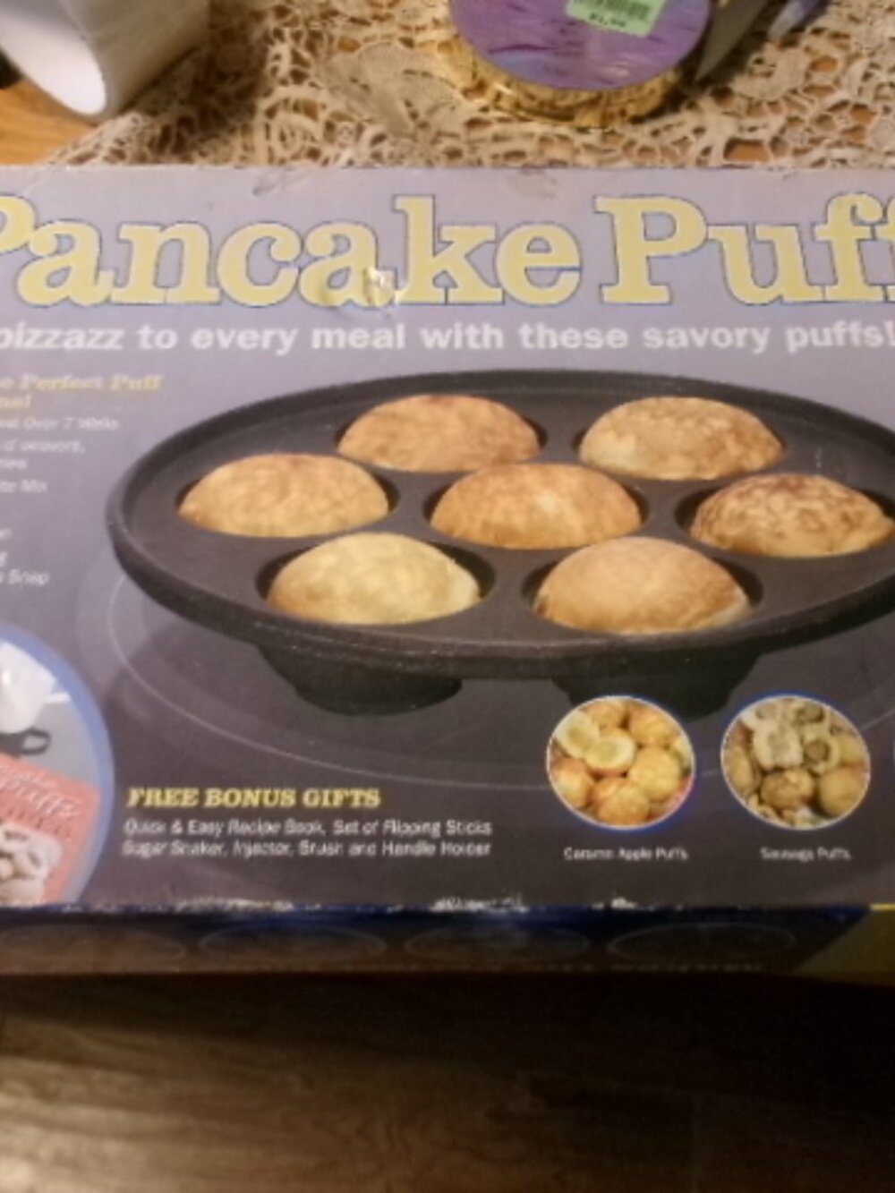 NIB Pancake Puffs as Seen on Tv make the perfect puff pancakes cast iron pan